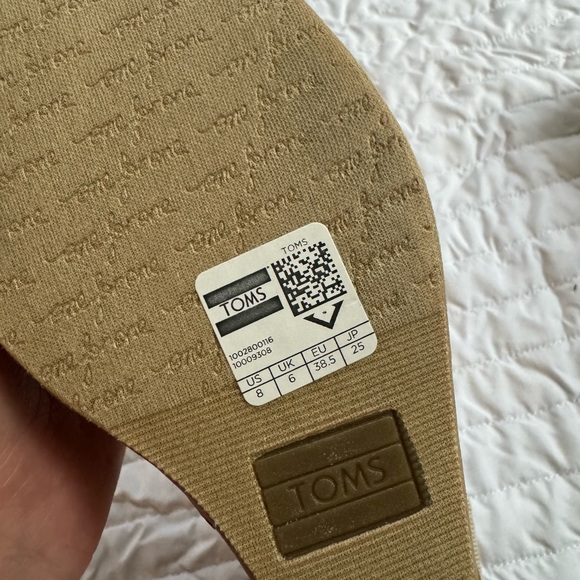 ๐ผ TOMS summer wedges ๐ผ - Picture 4 of 4